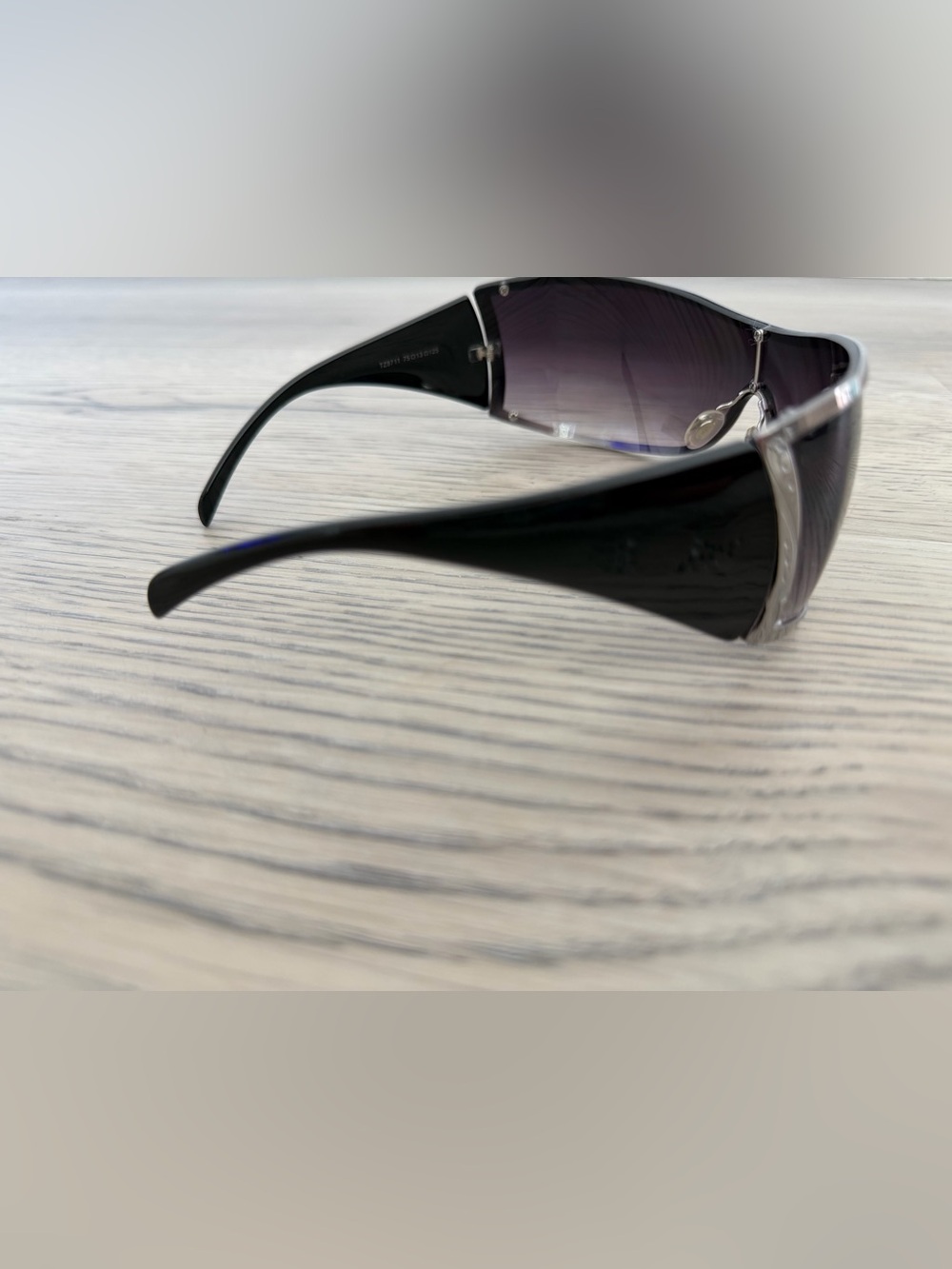 POLICE MADE IN ITALY TZ8711 Y2K Shield Grey Gradient Sunglasses WORN ONCE EUC - Picture 8 of 13
